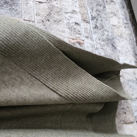 M MARYLAWYNNE W WOMEN'S BRAD NEW SWEATER, PONCHO  V NECK - Picture 4 of 11